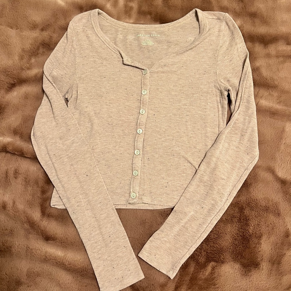 American Eagle Light Pink Button-Up Top
